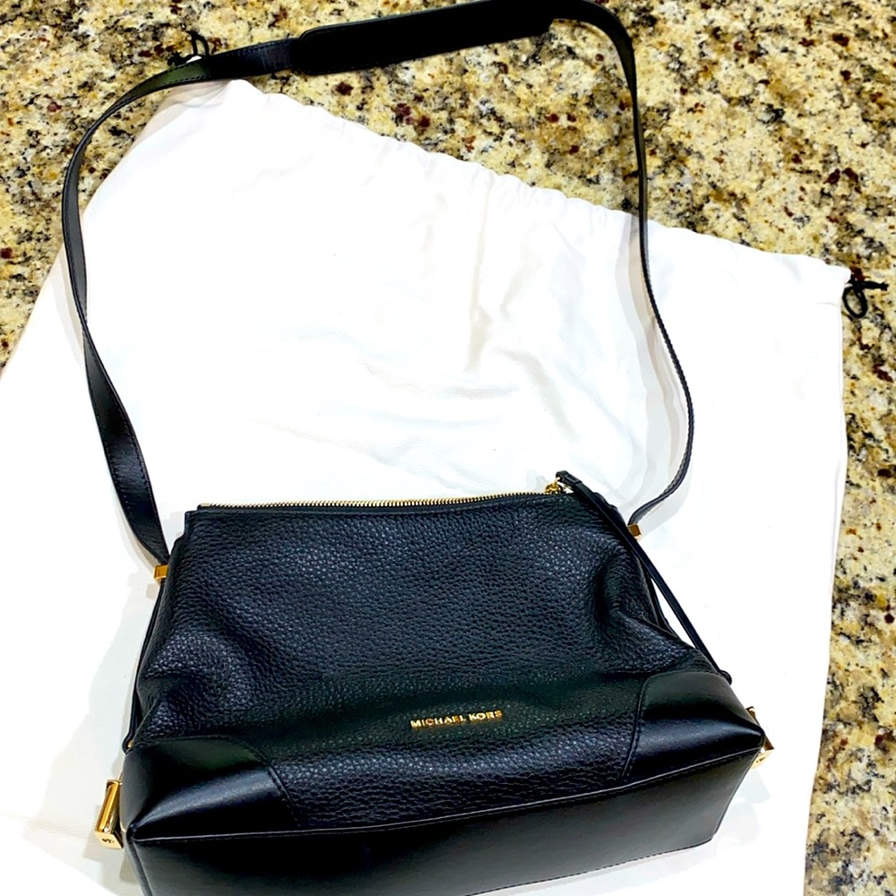 Black Leather Michael Kors Purse